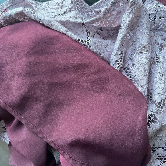 #89 Twik lavender lace halter tank blouse - Picture 5 of 7